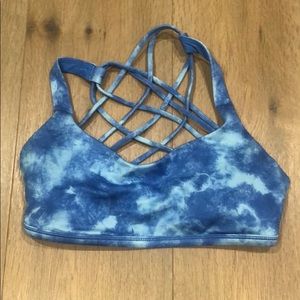 LULULEMON FREE TO BE SPORTS BRA